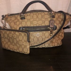 Coach crossbody plus wristlet